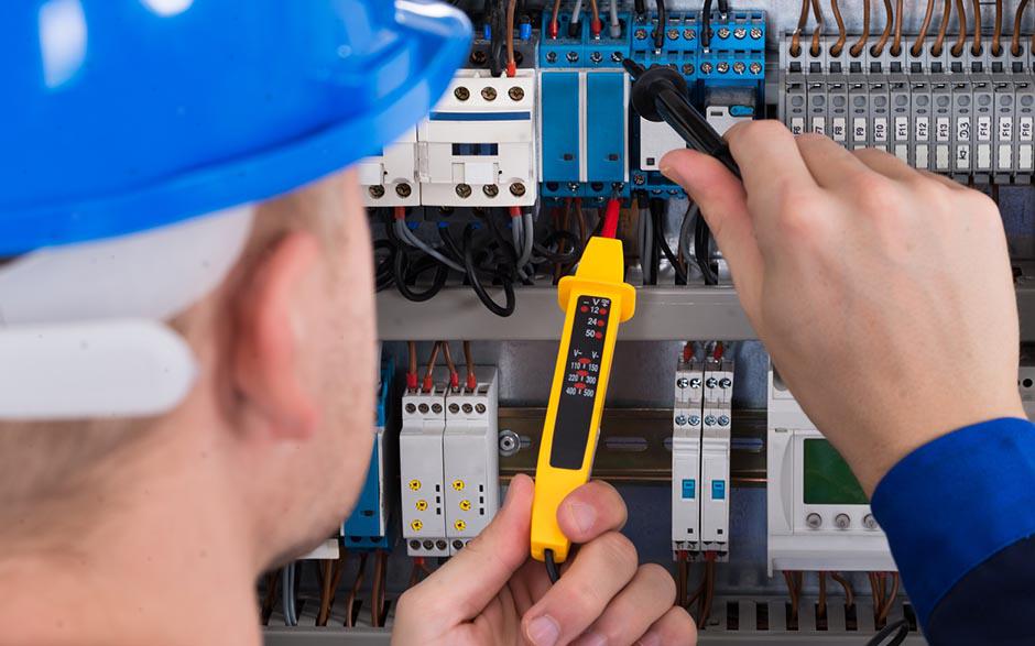 monteur électricien Éragny